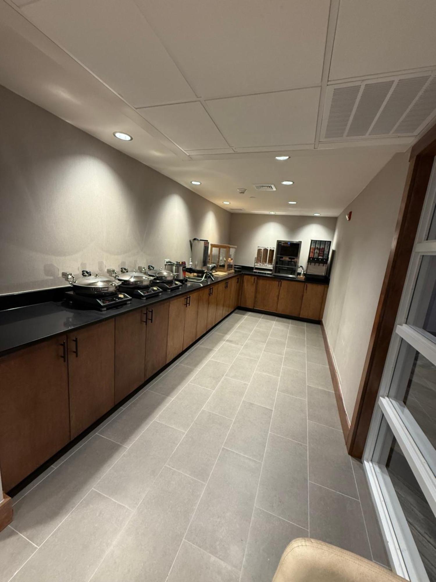 Four Points By Sheraton Bedford Manchester Airport Exterior foto